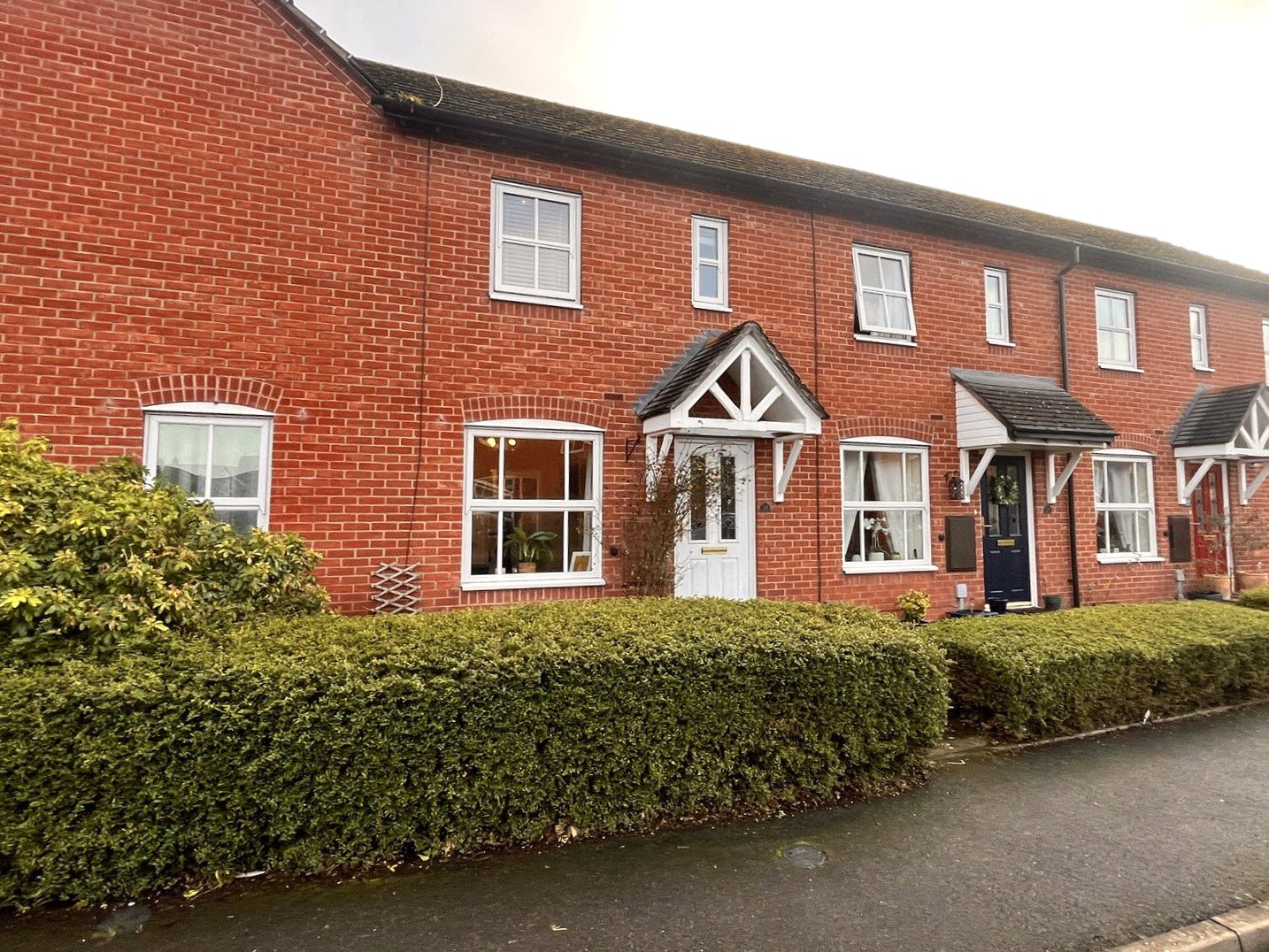 2 bedroom house for sale