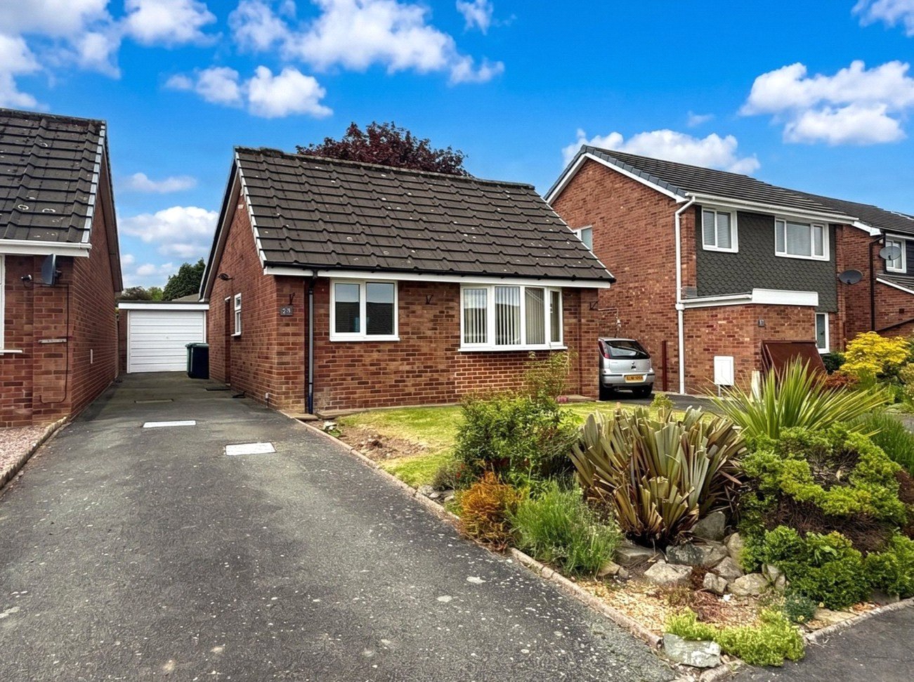 2 bedroom bungalow for sale