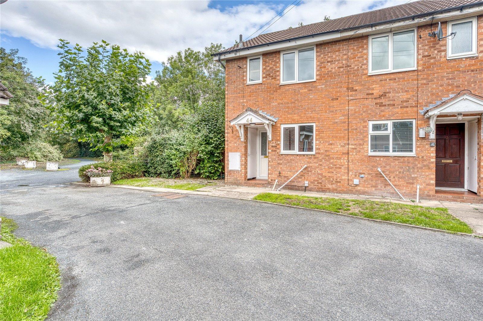Beaconside Close, Stafford, Staffordshire, ST16 - DB Roberts