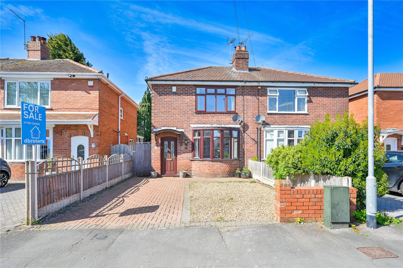 2 bedroom house for sale