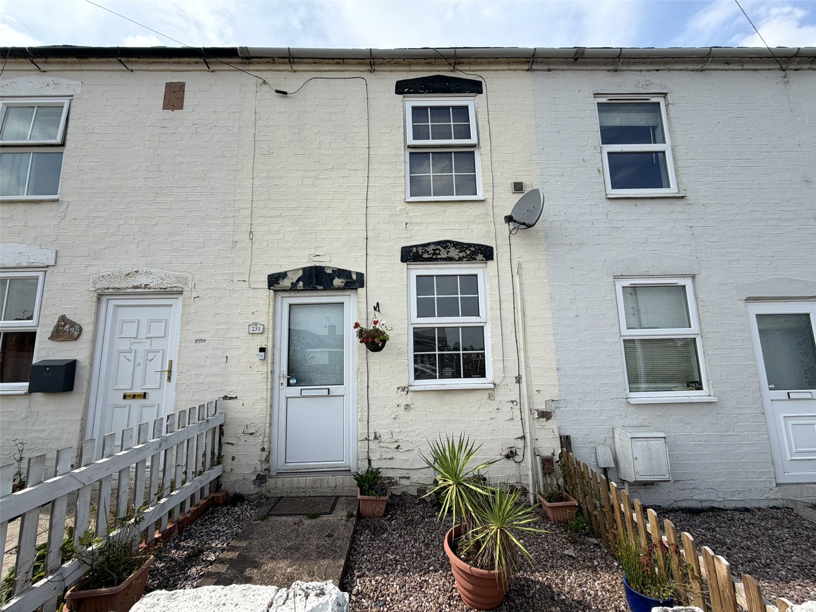 2 bedroom house for sale