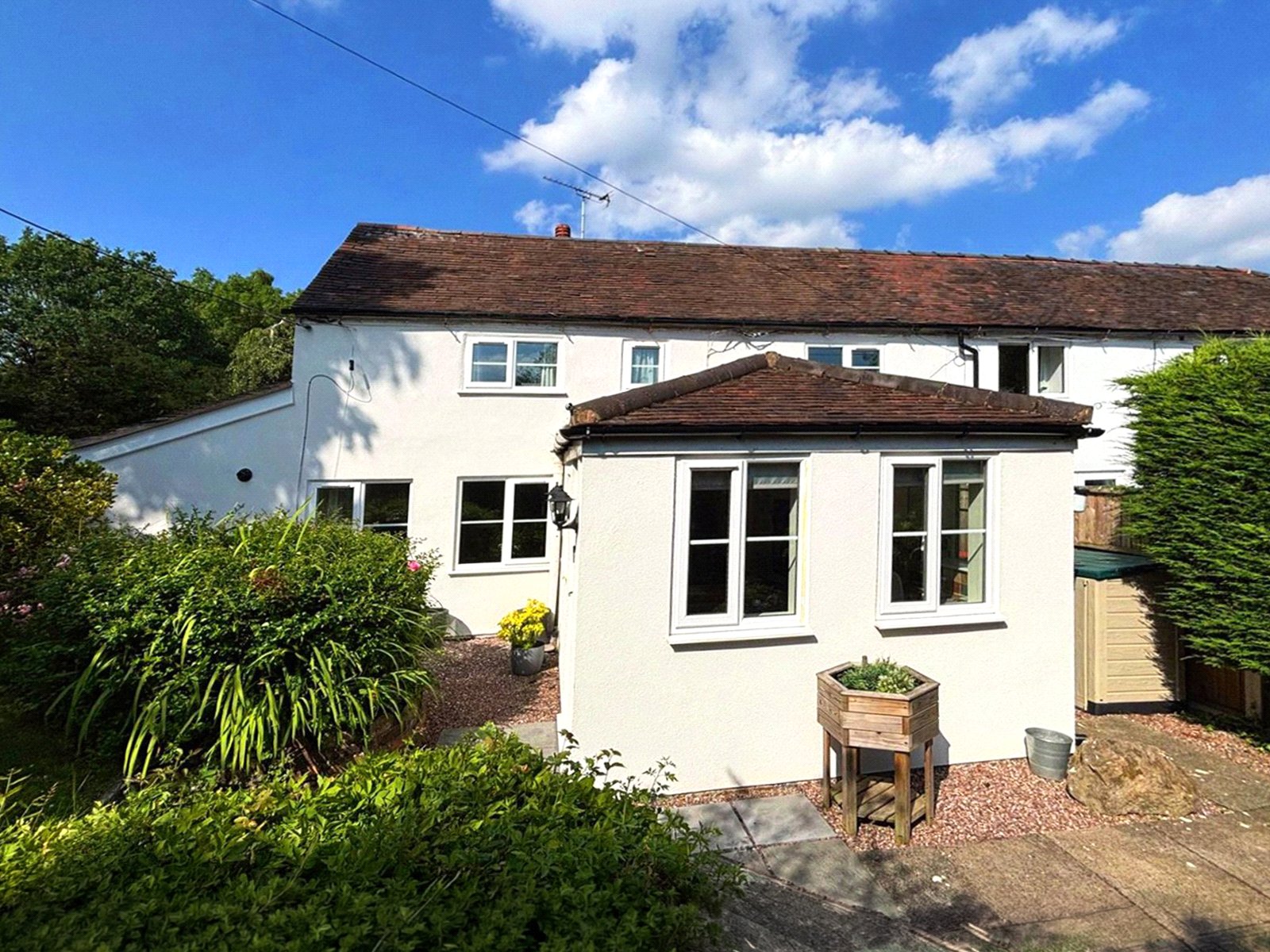2 bedroom house for sale