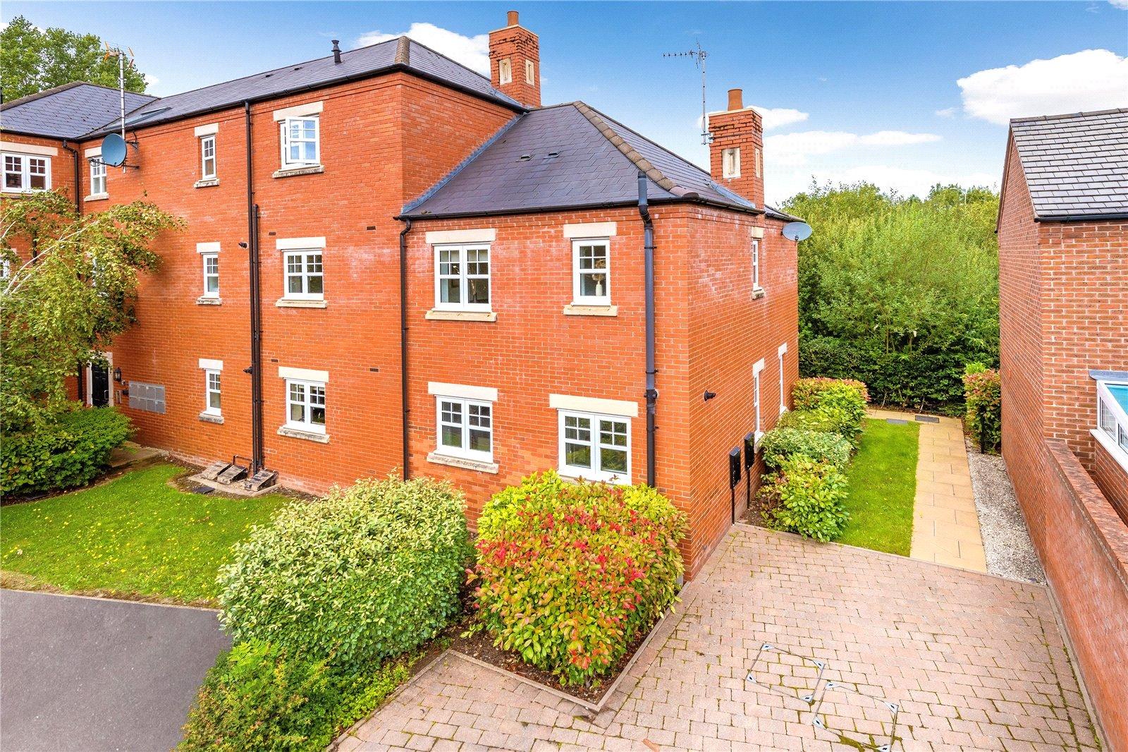 Wallett Drive, Muxton, Telford, Shropshire, TF2 - DB Roberts