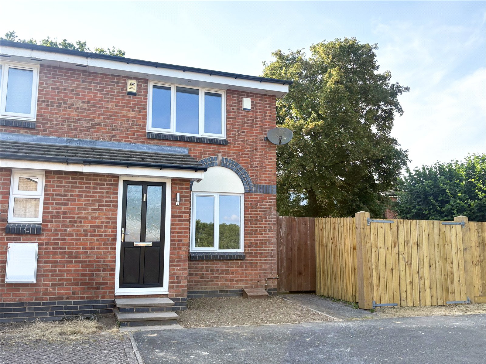 2 bedroom house for sale