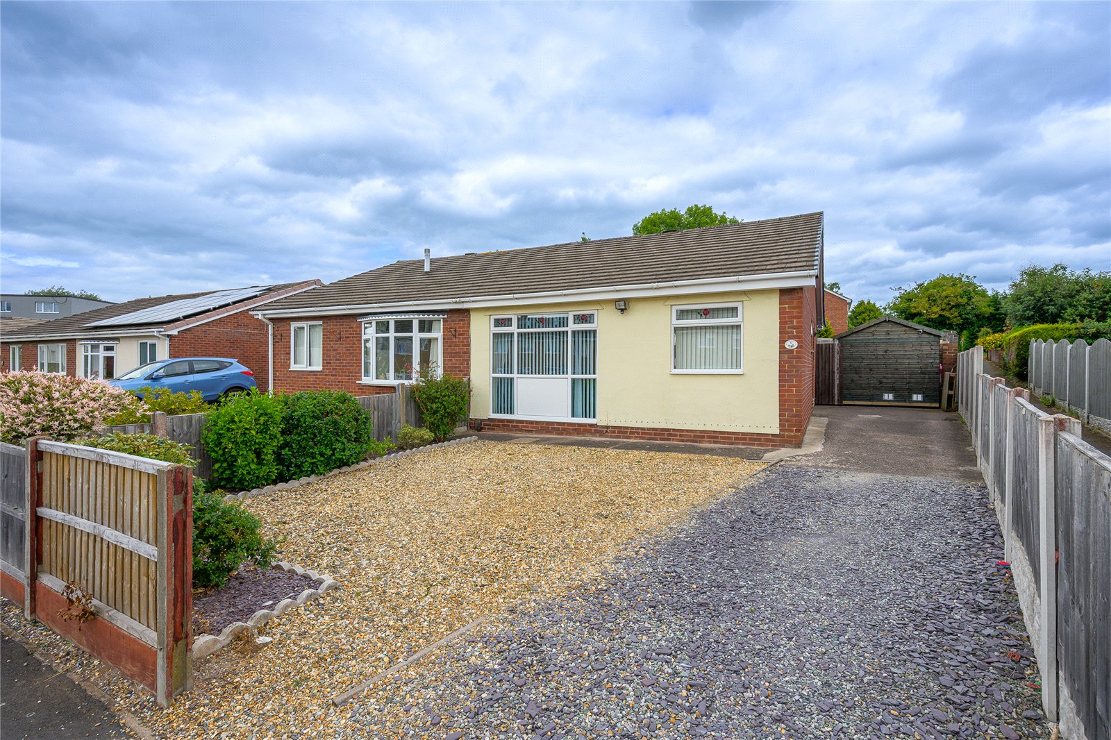 2 bedroom bungalow for sale