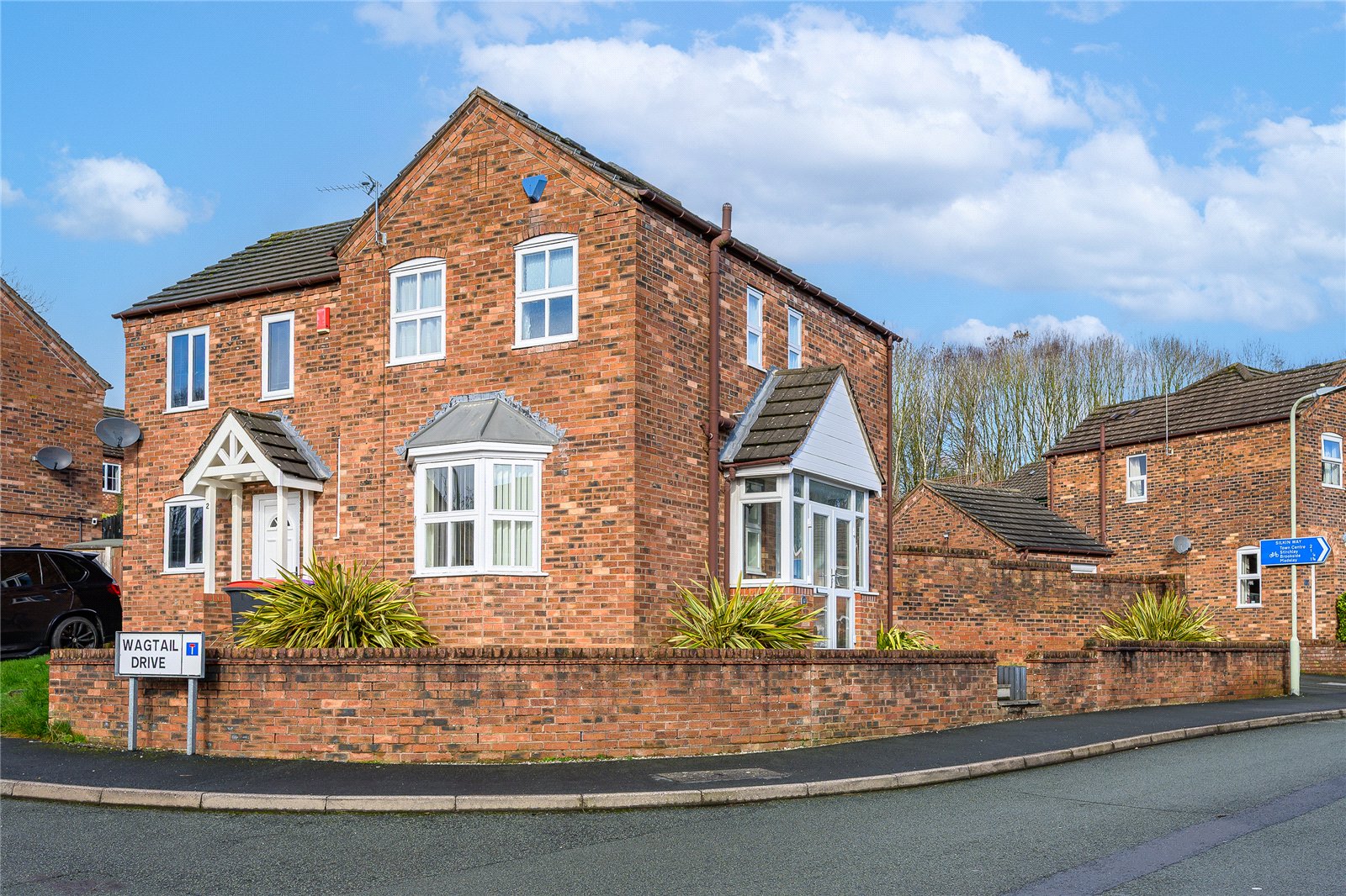 2 bedroom house for sale