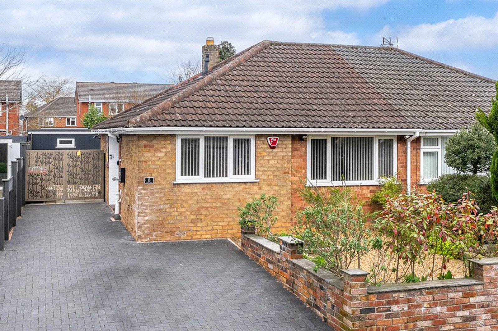2 bedroom bungalow for sale