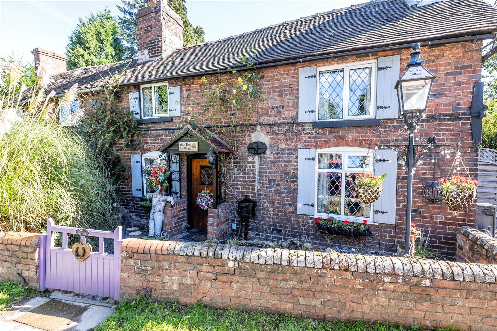 2 bedroom house for sale
