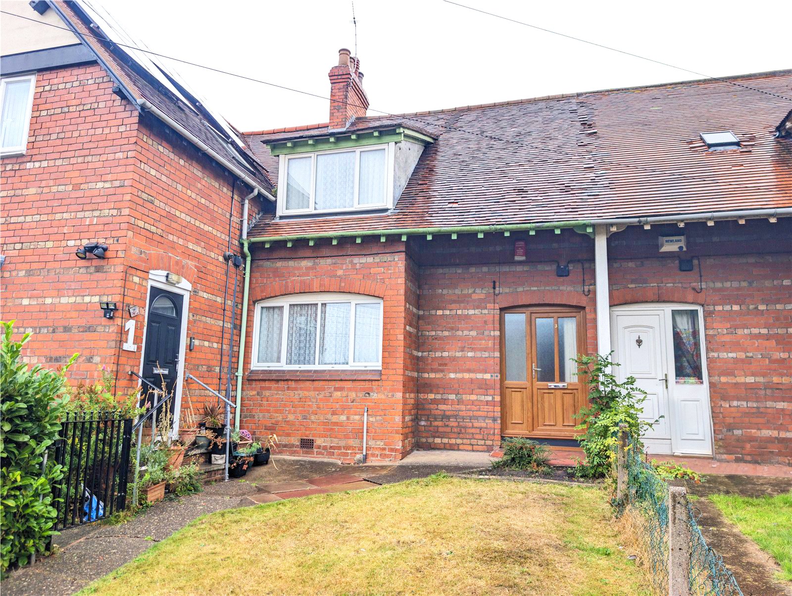 2 bedroom house for sale