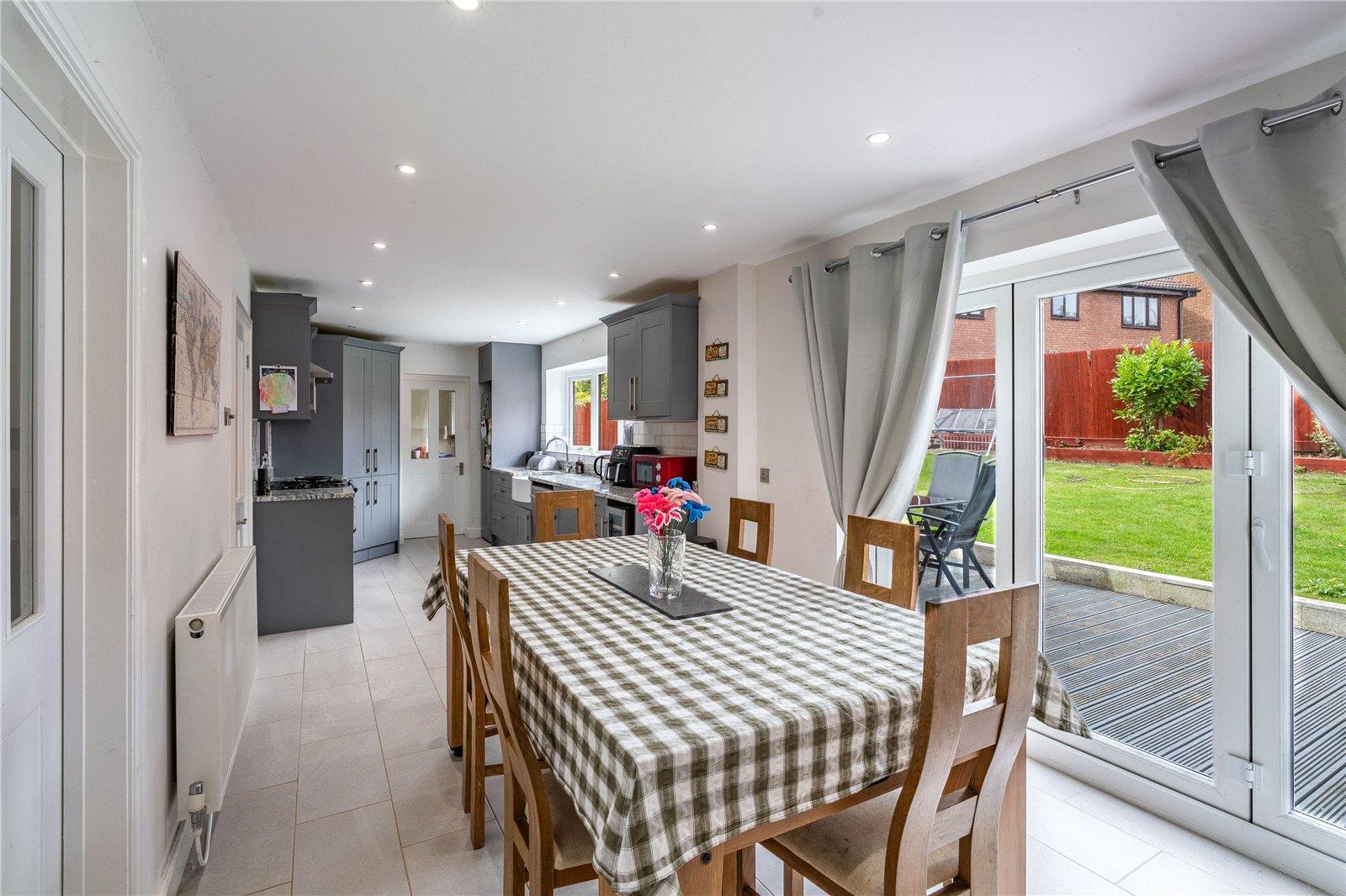 Walsh Close, Priorslee, Telford, Shropshire, TF2 - DB Roberts
