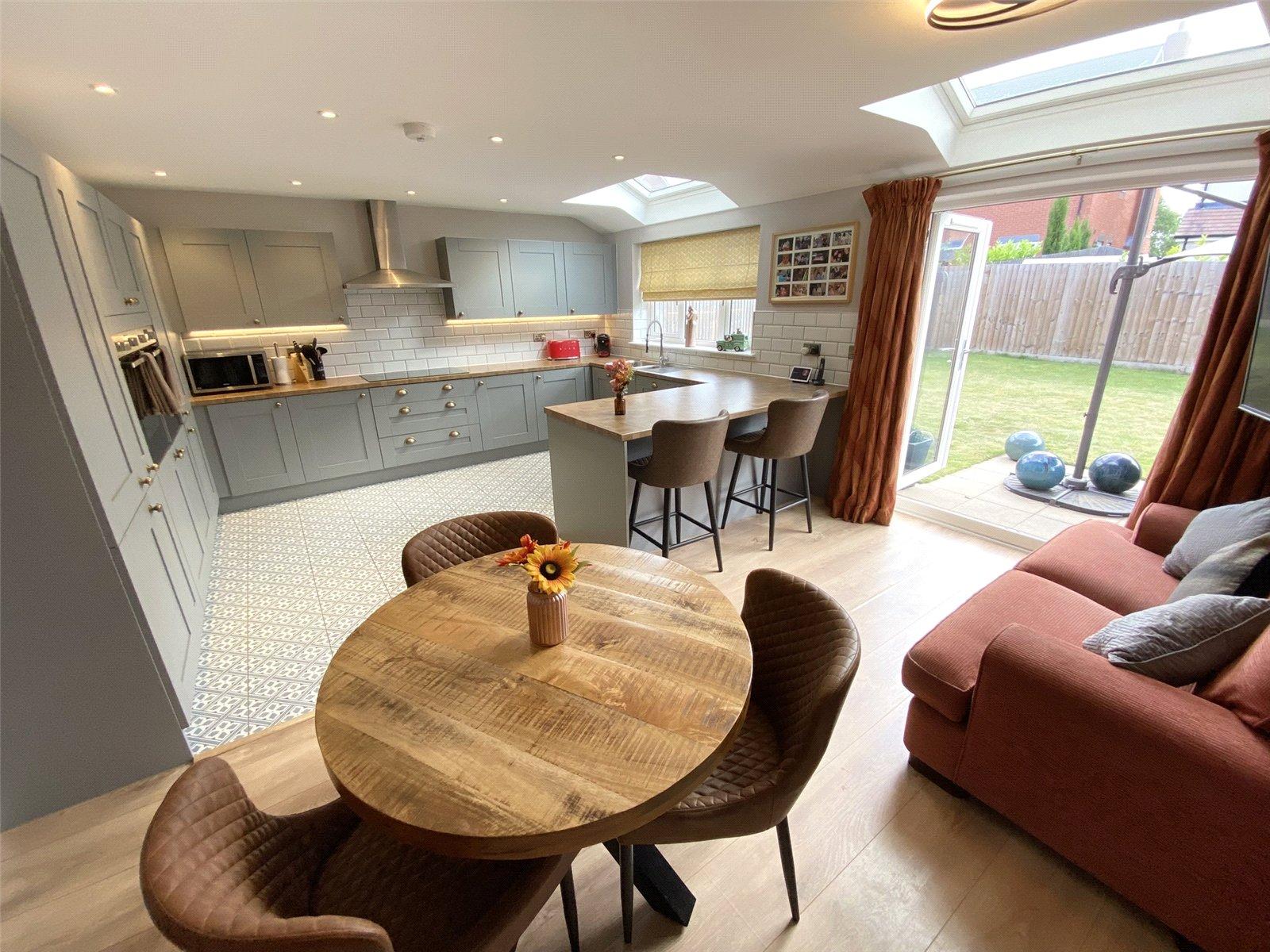 Ternley Orchards, Allscott, Telford, Shropshire, TF6 - DB Roberts