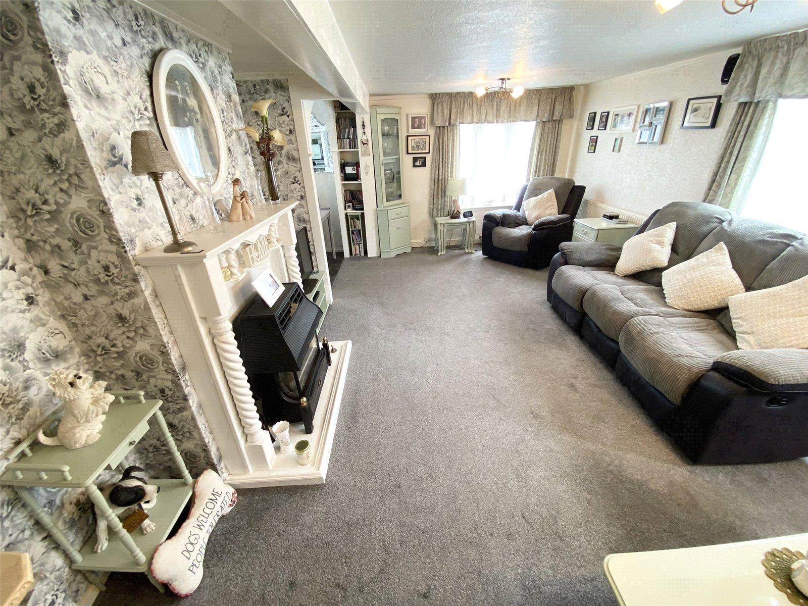 Pool View Caravan Park, Buildwas, Telford, Shropshire, TF8 - DB Roberts