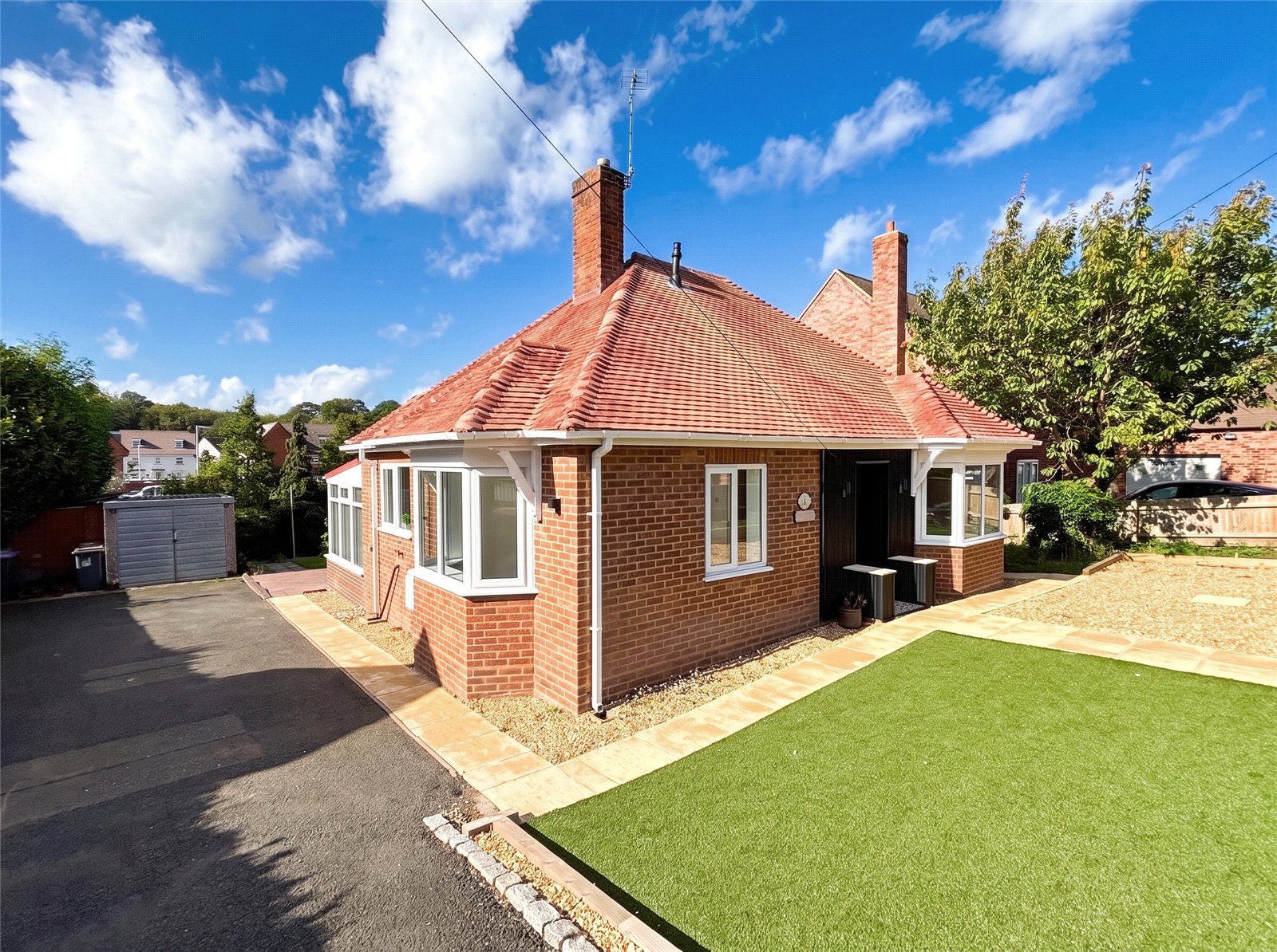 2 bedroom bungalow for sale