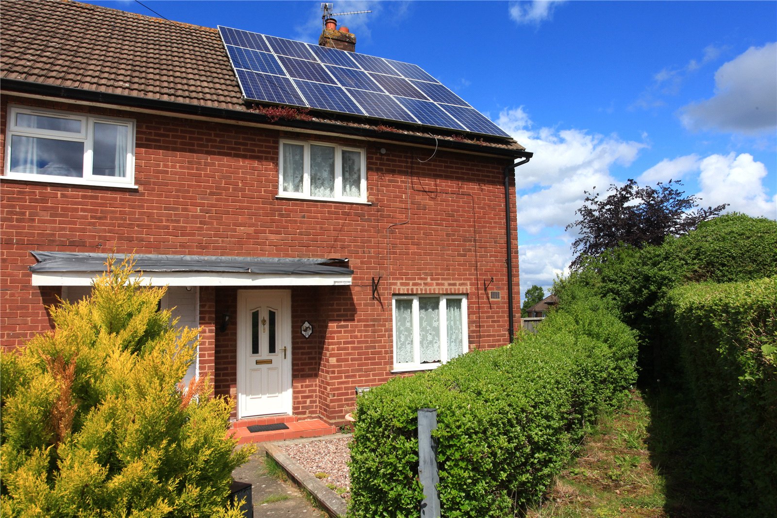 2 bedroom house for sale