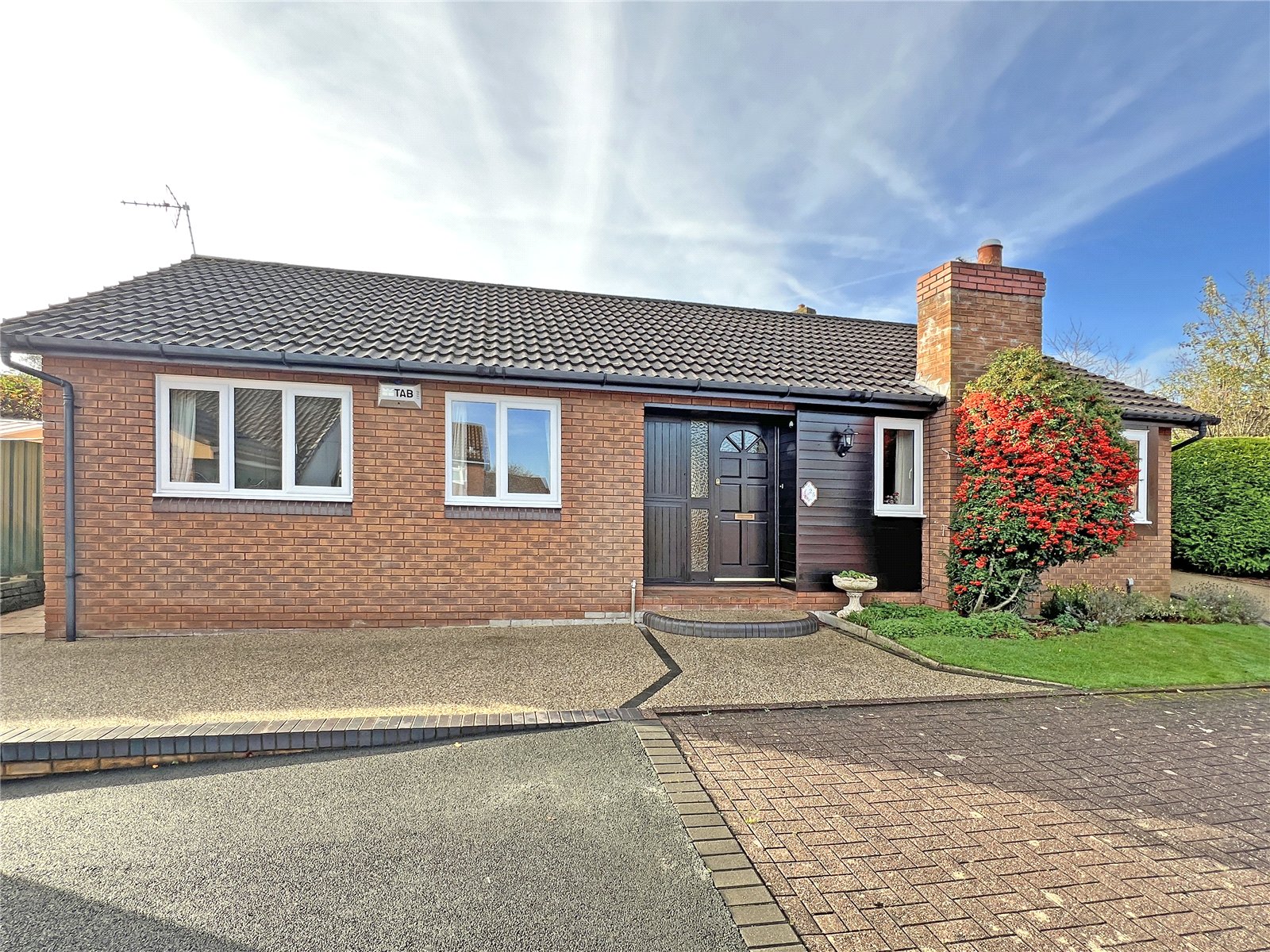 3 bedroom bungalow for sale