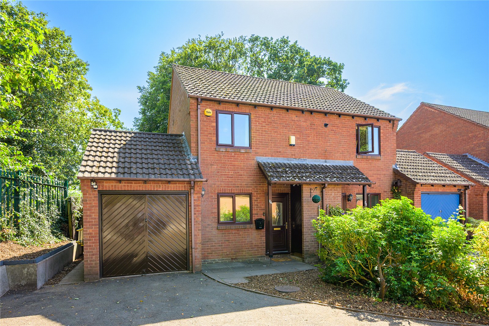 2 bedroom house for sale