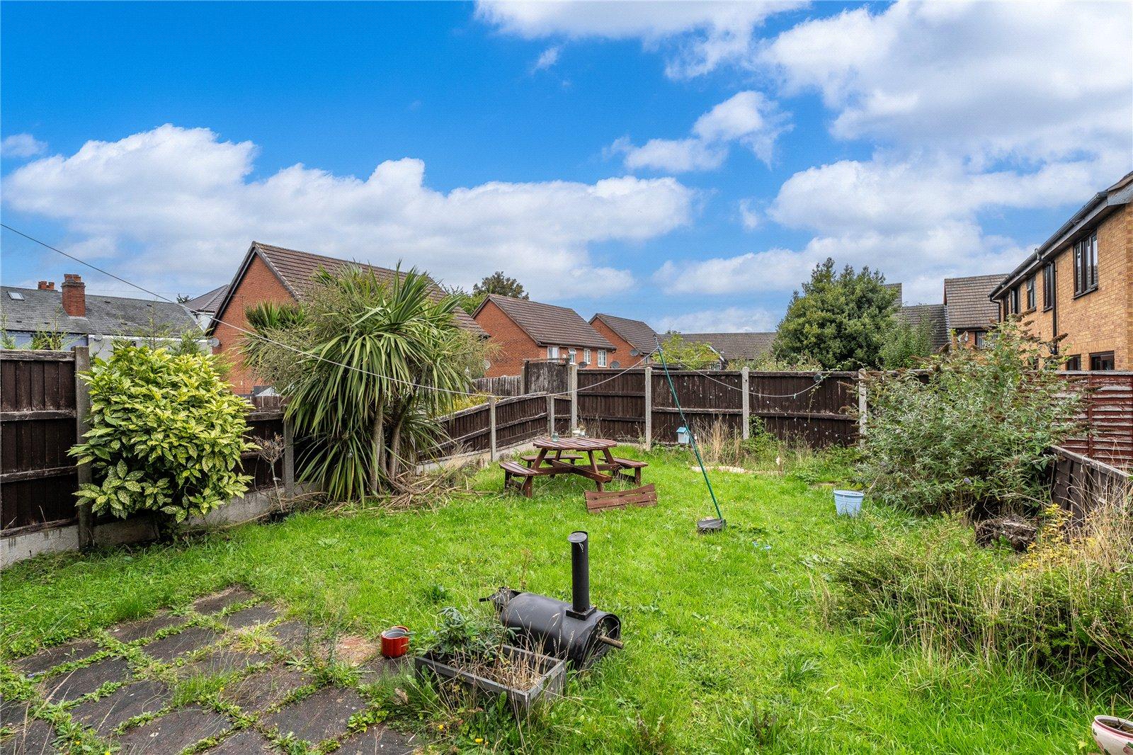 Patricia Drive, Tipton, Dudley, West Midlands, DY4 - DB Roberts