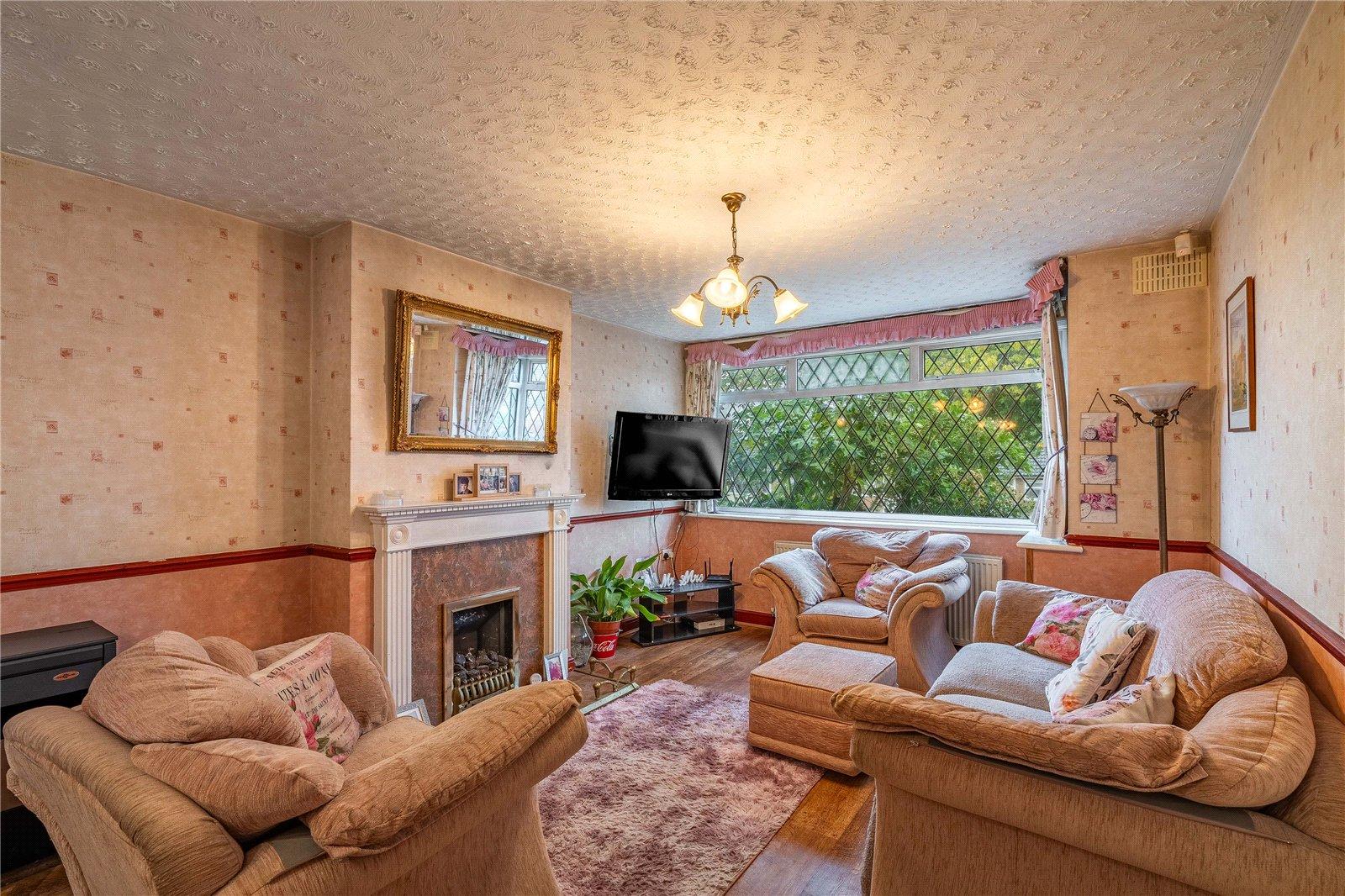 Camberley Crescent, Ettingshall, Wolverhampton, West Midlands, WV4 - DB Roberts