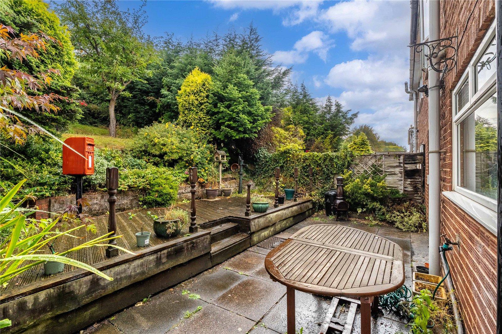 Camberley Crescent, Ettingshall, Wolverhampton, West Midlands, WV4 - DB Roberts