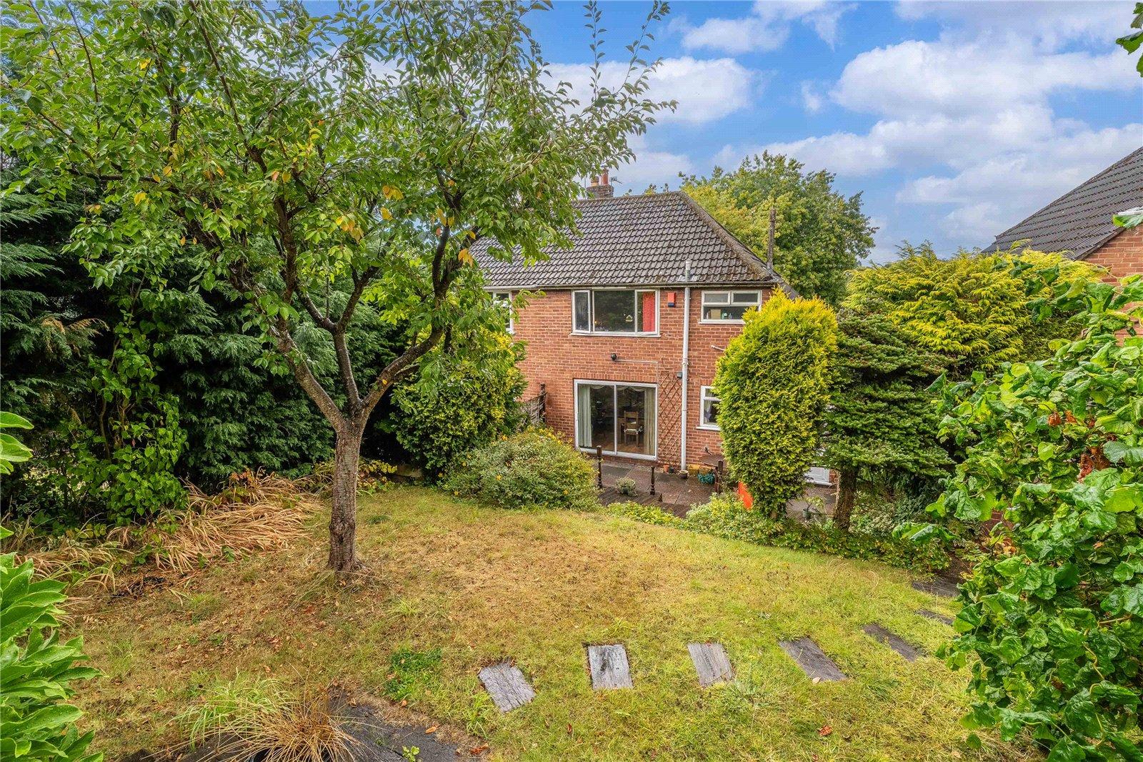 Camberley Crescent, Ettingshall, Wolverhampton, West Midlands, WV4 - DB Roberts