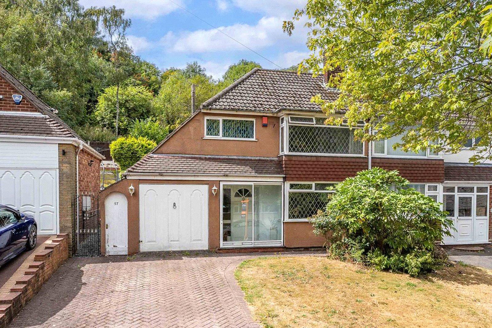 Camberley Crescent, Ettingshall, Wolverhampton, West Midlands, WV4 - DB Roberts