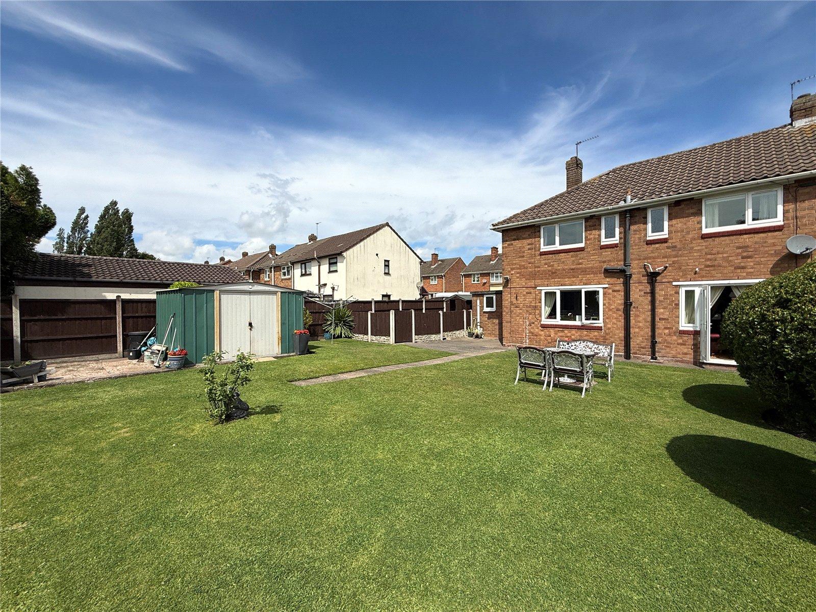 Bevan Avenue, Lanesfield, Wolverhampton, West Midlands, WV4 - DB Roberts