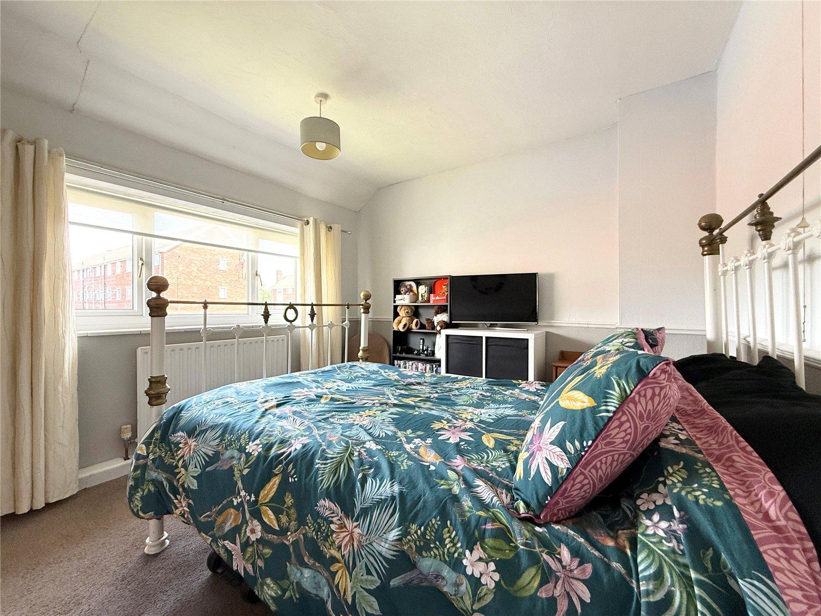 Bevan Avenue, Lanesfield, Wolverhampton, West Midlands, WV4 - DB Roberts
