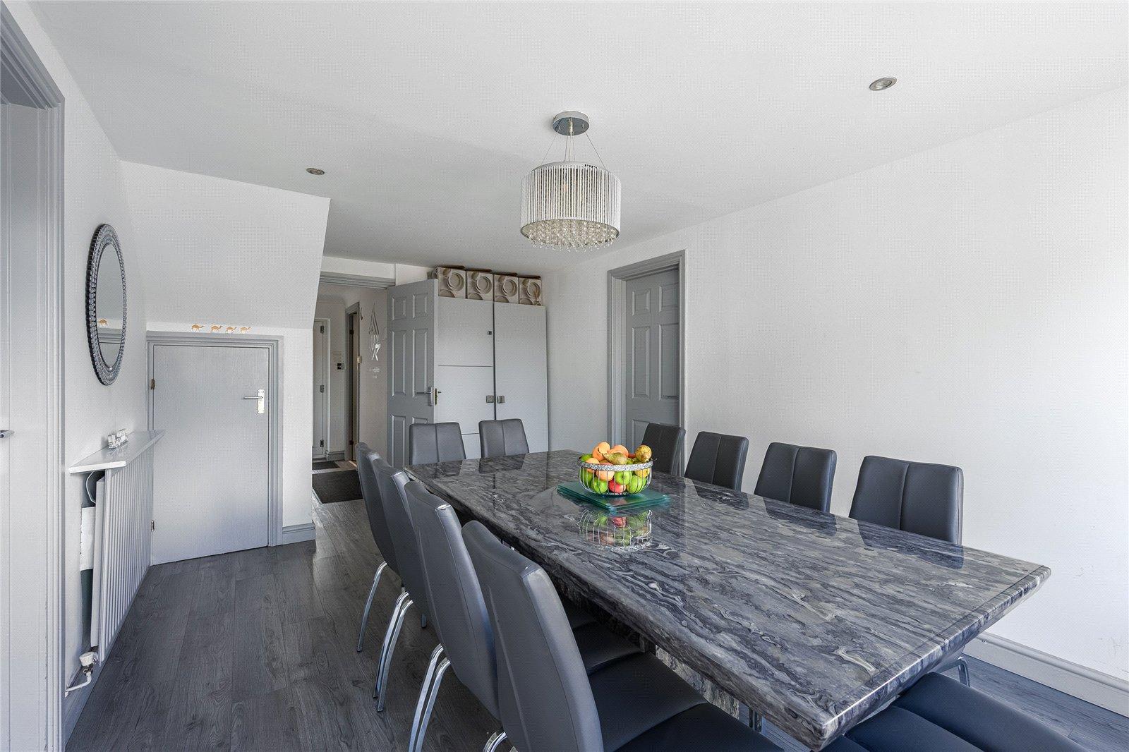Darley Drive, Dunstall Park, Wolverhampton, West Midlands, WV6 - DB Roberts