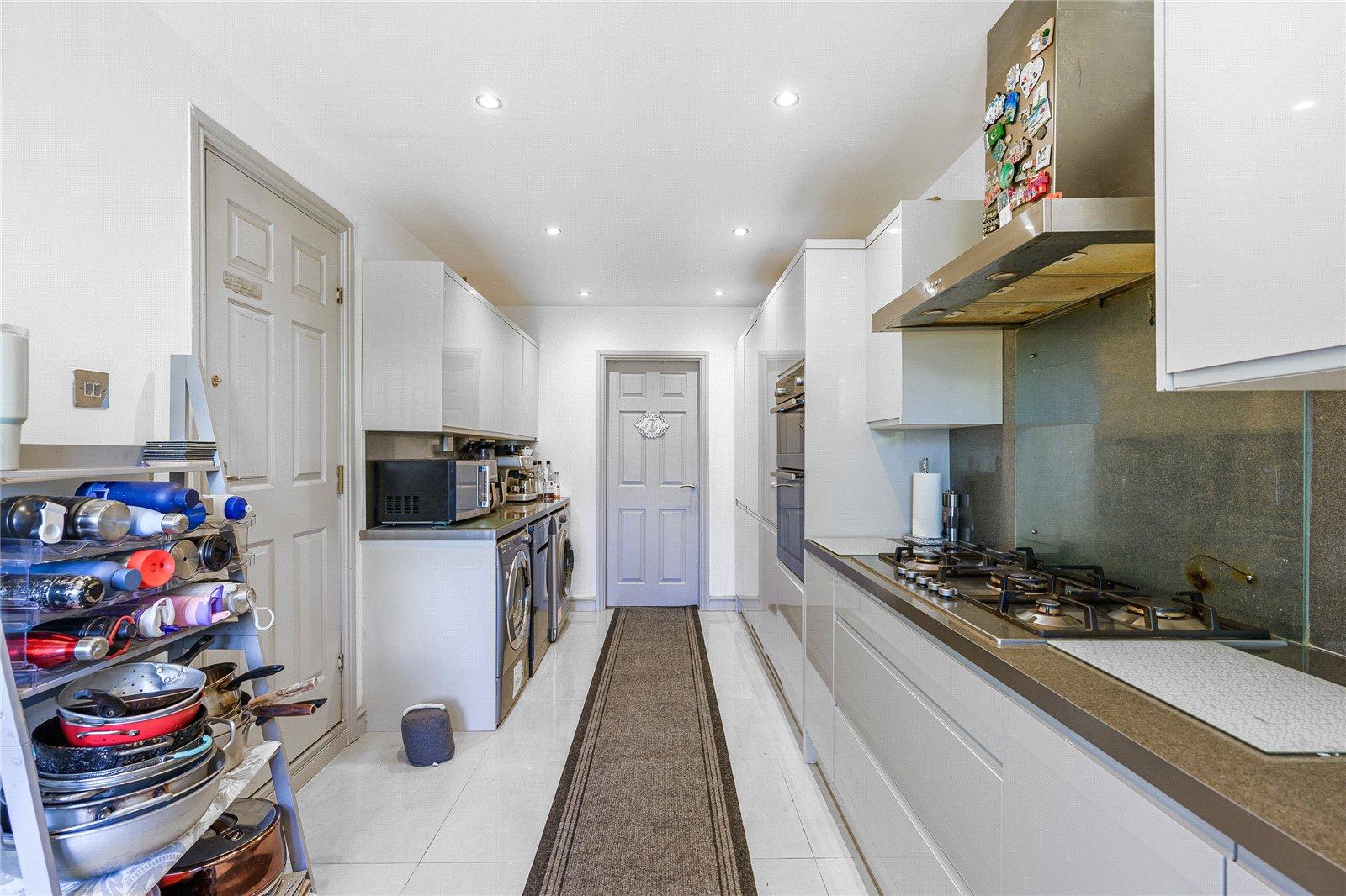 Darley Drive, Dunstall Park, Wolverhampton, West Midlands, WV6 - DB Roberts