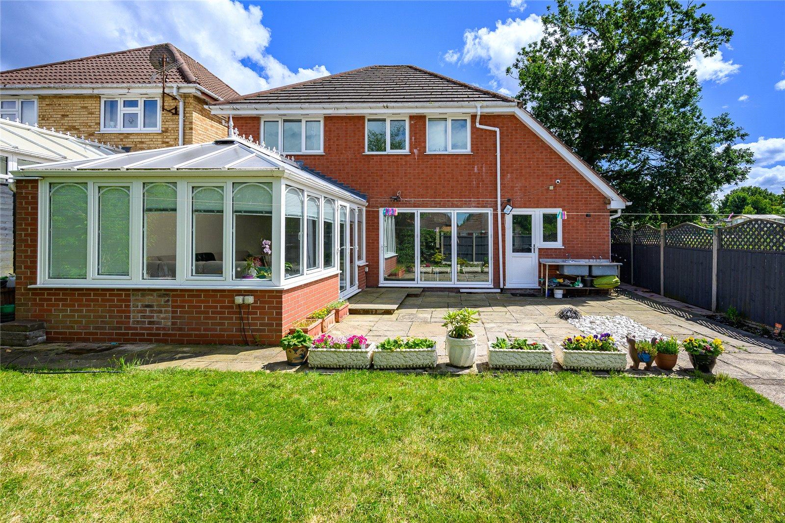 Darley Drive, Dunstall Park, Wolverhampton, West Midlands, WV6 - DB Roberts