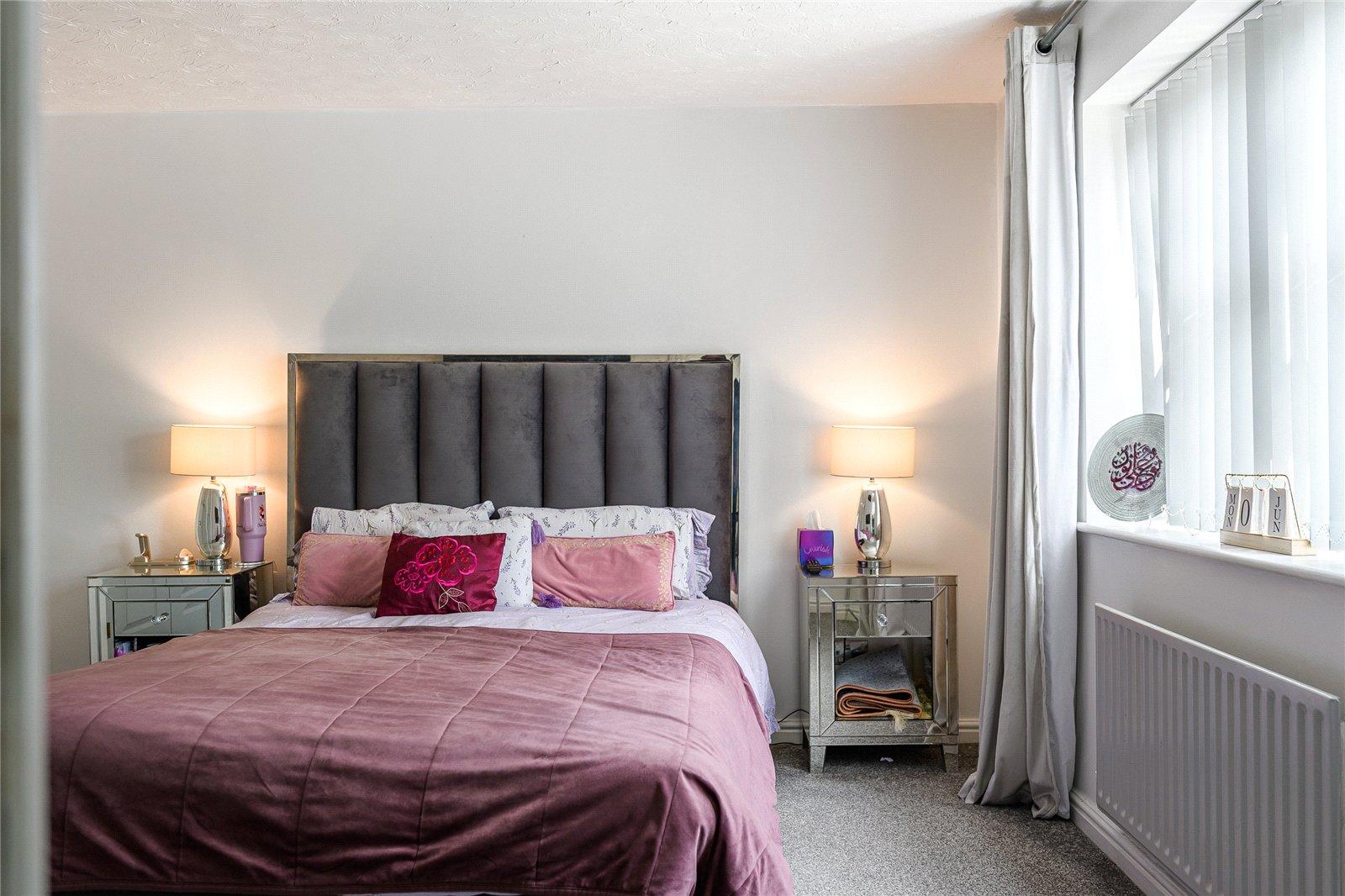 Darley Drive, Dunstall Park, Wolverhampton, West Midlands, WV6 - DB Roberts