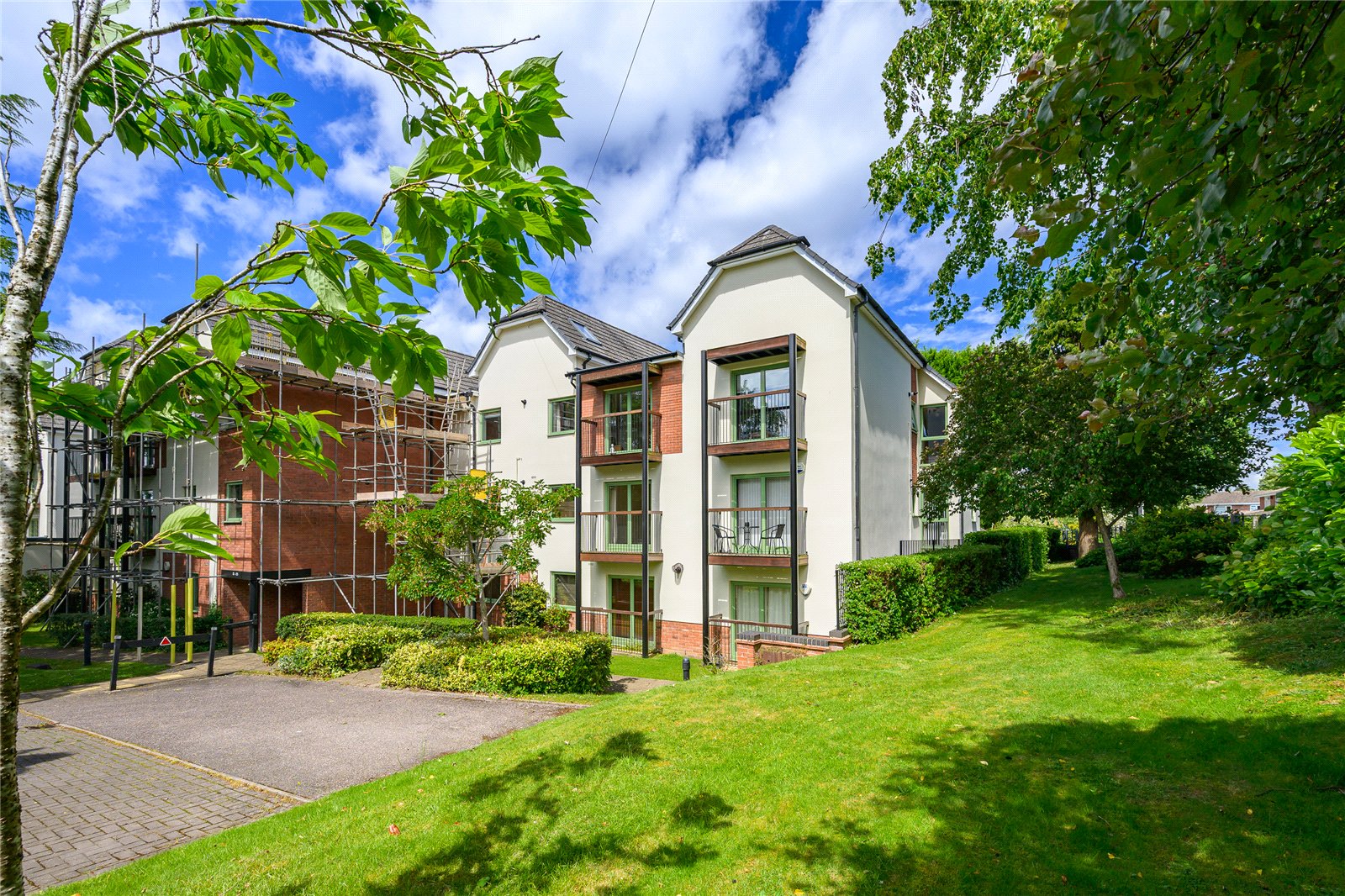 2 bedroom apartment for sale