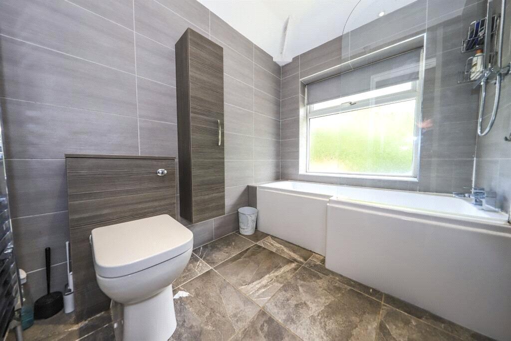 Chestnut Way, Finchfield, Wolverhampton, West Midlands, WV3 - DB Roberts