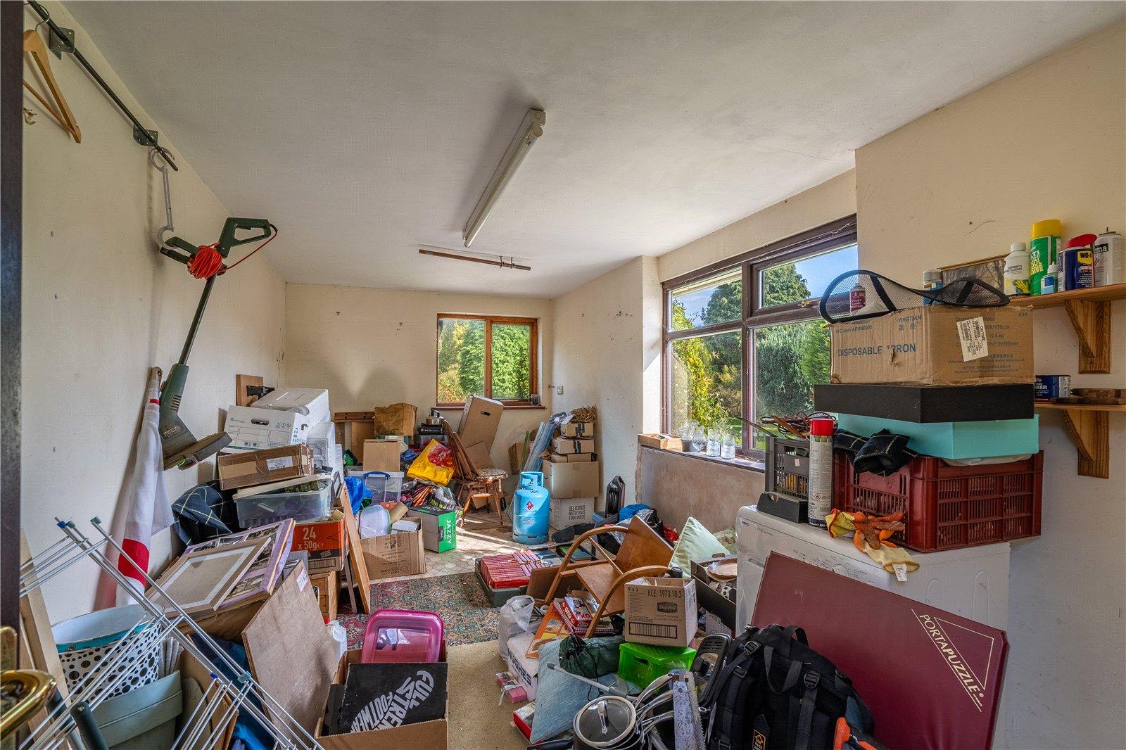 Renton Road, Oxley, Wolverhampton, West Midlands, WV10 - DB Roberts