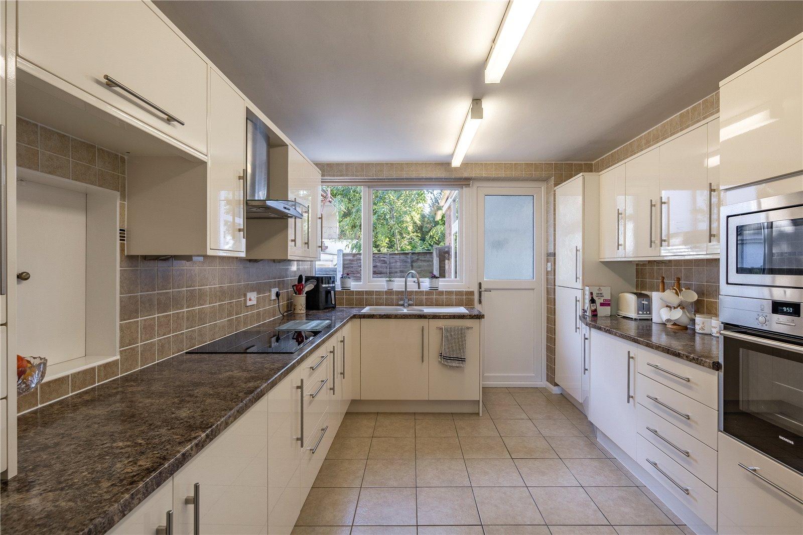 Flat 1 Horsehills House, 2 Horsehills Drive, Wolverhampton, West Midlands, WV3 - DB Roberts
