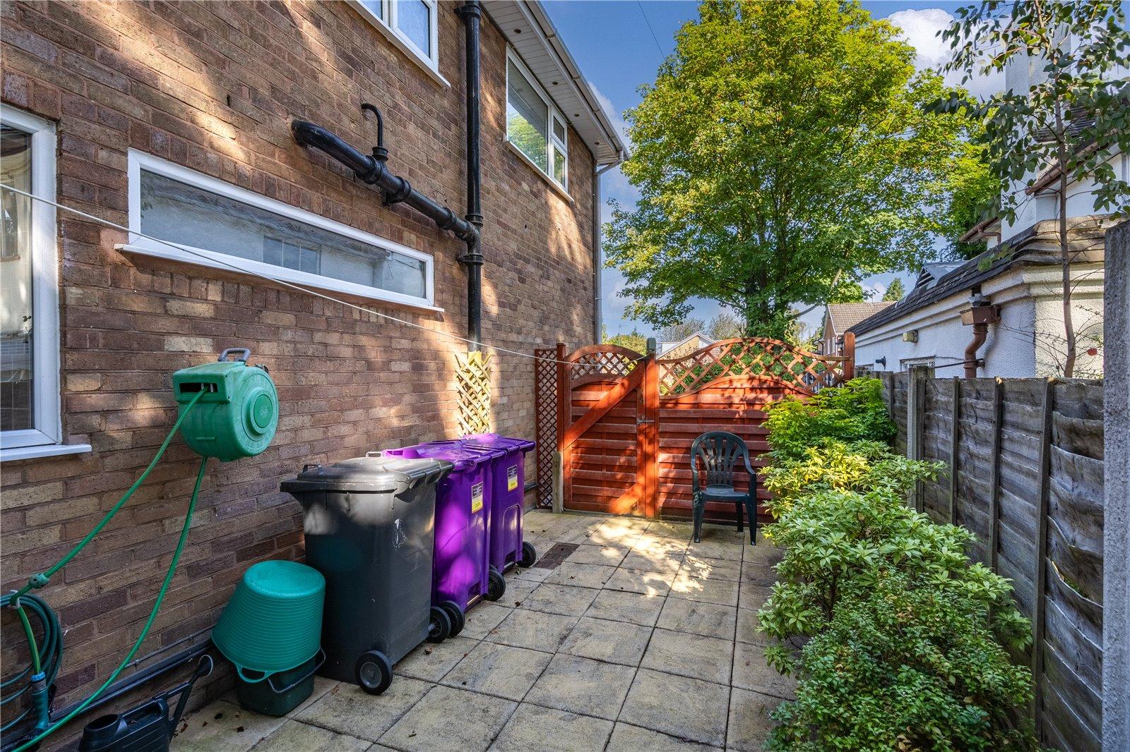 Flat 1 Horsehills House, 2 Horsehills Drive, Wolverhampton, West Midlands, WV3 - DB Roberts