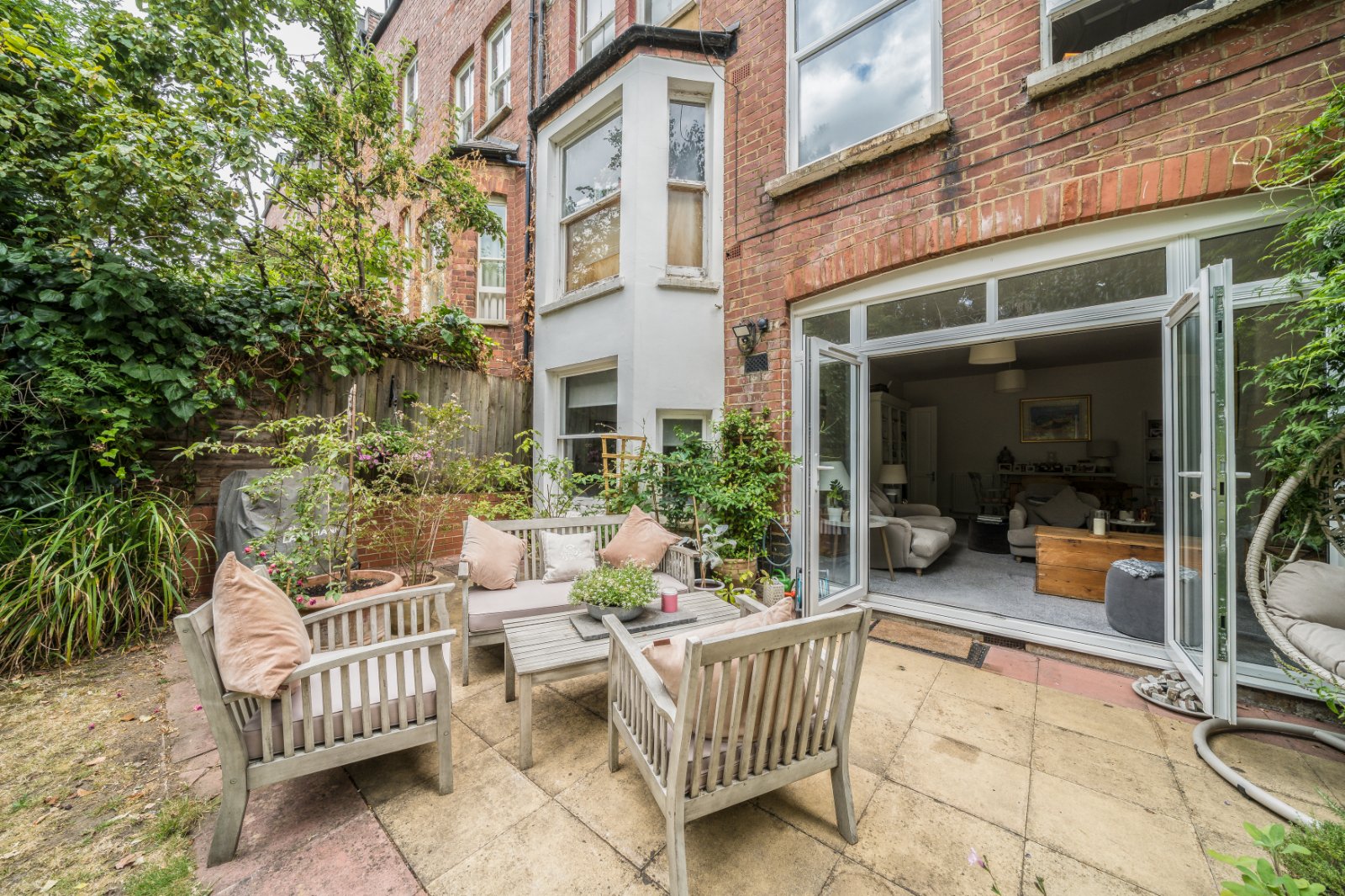 Jacksons Lane, Highgate, N6