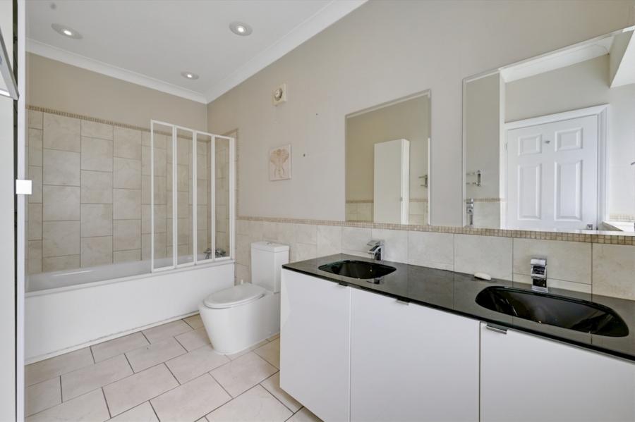 5 bedroom House for sale in Hodford Road-view9