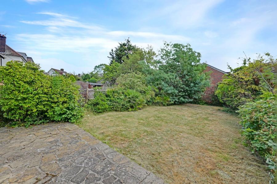 5 bedroom House for sale in Hodford Road-view7
