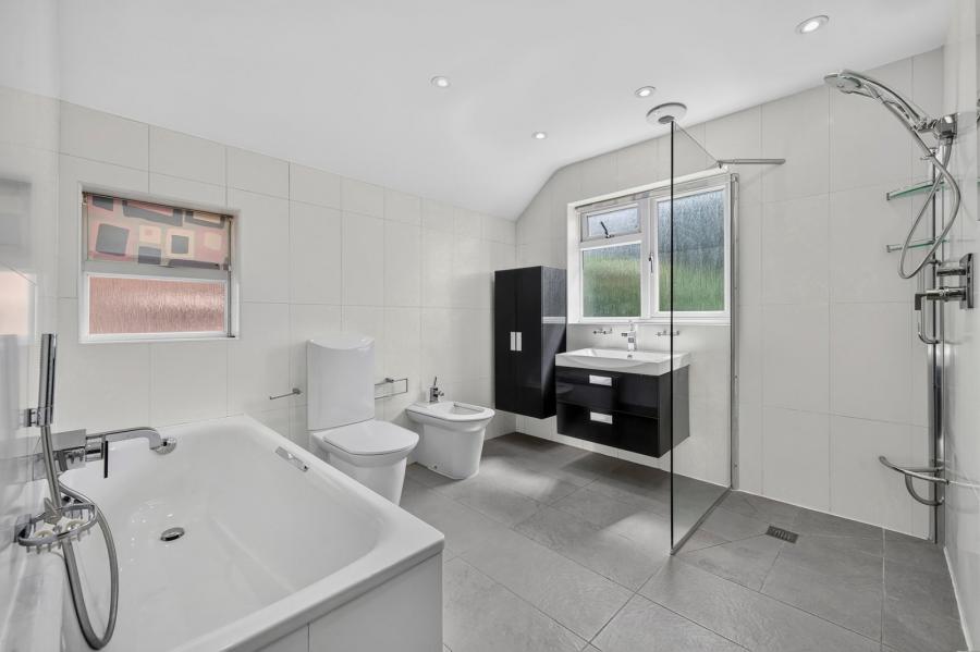 3 bedroom House for sale in Winscombe Way-view7
