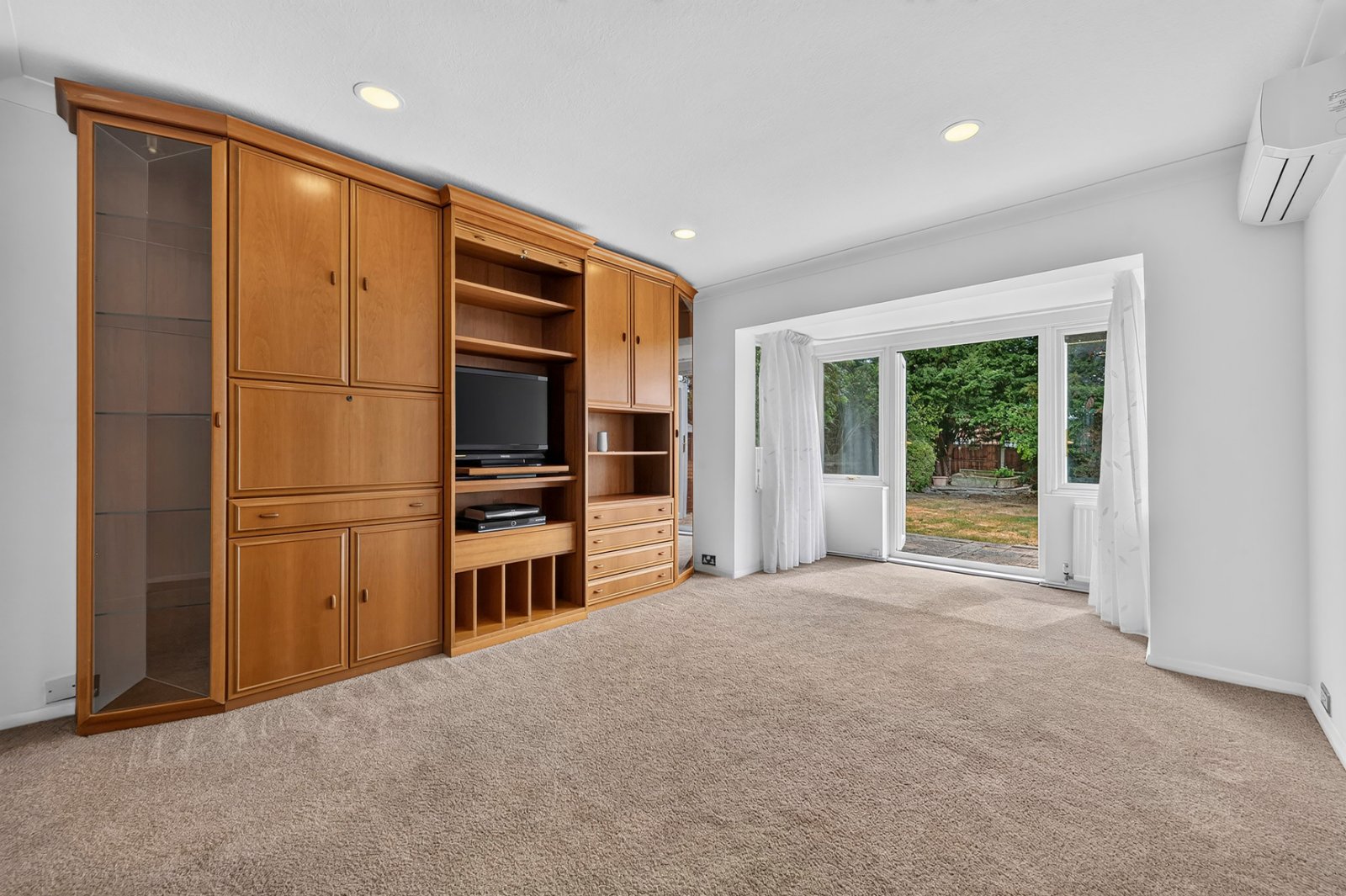 Winscombe Way, Stanmore, London, HA7