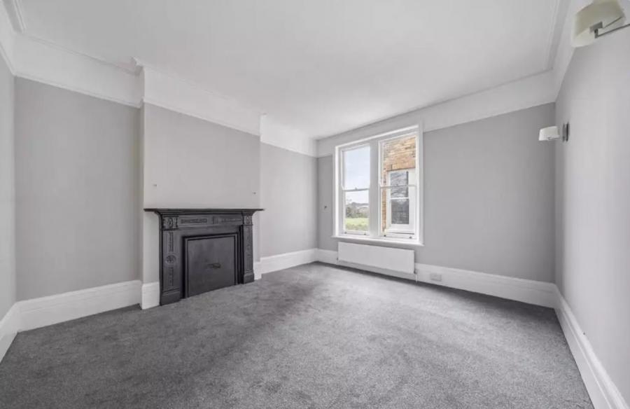3 bedroom Flat for sale in Gondar Gardens-view3