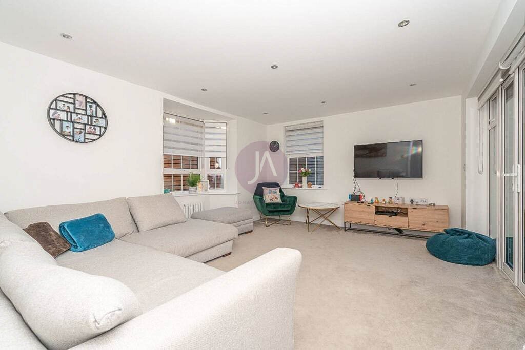 Hubert Crescent, Bushey, Hertfordshire, WD23