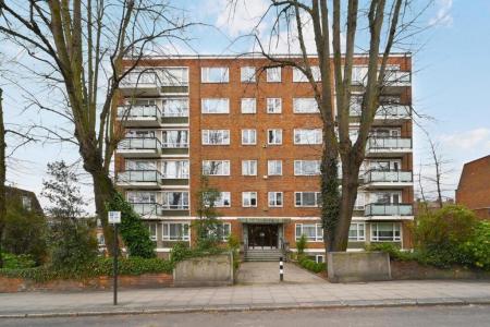 1 bedroom Flat for sale in Fairfax Road-List2275