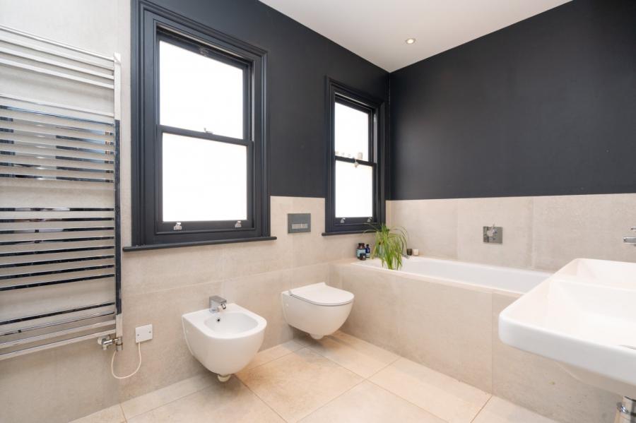 5 bedroom House for sale in Kings Road-view28