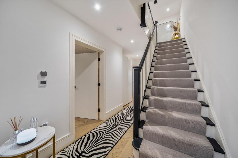 4 bedroom House for sale in Portsdown Avenue-view7