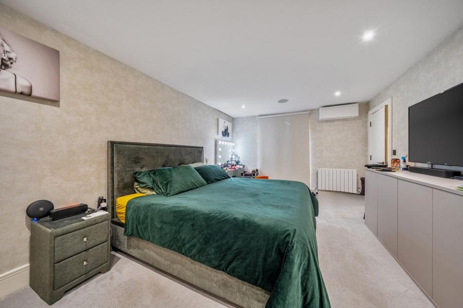 4 bedroom House for sale in Portsdown Avenue-view5