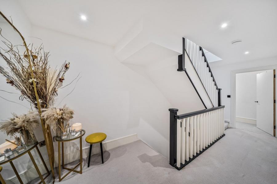 4 bedroom House for sale in Portsdown Avenue-view10