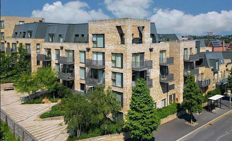 2 bedroom Flat for sale in Regiment Hill-view14