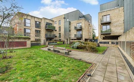 2 bedroom Flat for sale in Regiment Hill-List2277